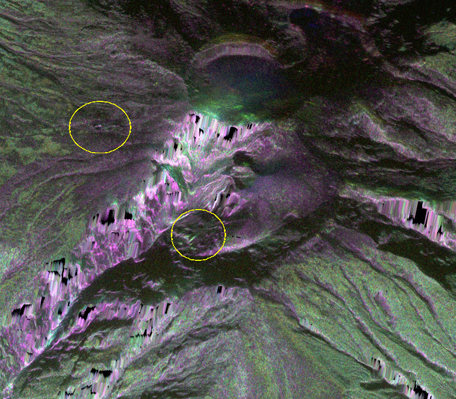 図4(c):Pi-SAR-L2による御嶽山火孔拡大図 (2014年9月30日観測、RGB合成画像、入射角45度、オルソ補正済み)