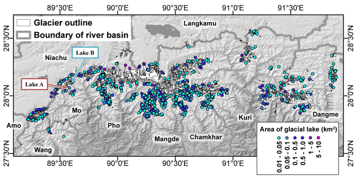 図1: ブータンヒマラヤにおける氷河湖の分布。氷河湖の位置と面積は「だいち」(ALOS)データを用いた「ブータン氷河湖台帳」（Ukita et al., 2011; Tadono et al., 2012）から得られました。氷河の輪郭はNagai et al. (2014)により作成されたものを使用しました。