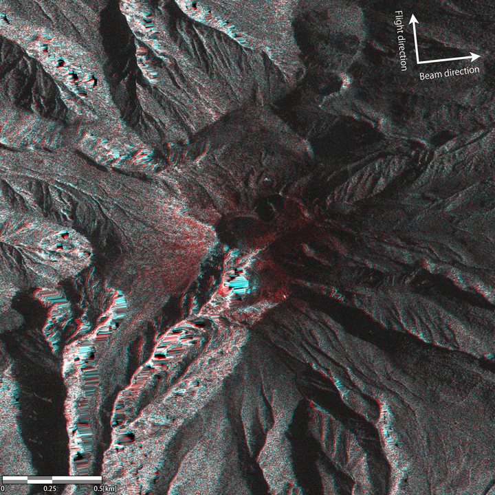 Fig. 3: Color composite of Aug. 18 (before eruption, assigned to red) and Sep. 29 (after eruption assigned to cyan).