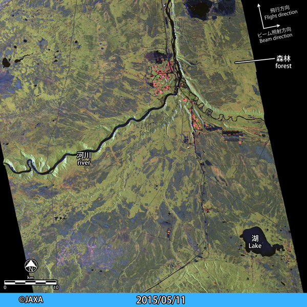 カナダ・アルバータ州フォートマクマレー付近の火災前のPALSAR-2観測画像 (2015年5月11日).