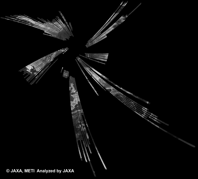 Fig. 5: PALSAR 500m Browse Mosaic (FBS/HH) of Arctic Pole for cycle34 (Mar. 15, 2010 ~ Apr. 29, 2010).