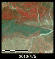 陸域観測技術衛星「だいち」(ALOS)搭載の高性能可視近赤外放射計2型(アブニール・ツー)により2010年4月5日14時10分頃(日本時間)に取得したネパールの森林火災発生地の拡大画像(約20km×20kmのエリア)