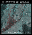 大雨被害前後のパキスタンのPALSAR変化抽出画像。大雨前(2010年7月19日観測)のPALSAR画像を赤色に、大雨後(2010年8月22日観測)のPALSAR画像を緑色と青色に着色してカラー合成したもの