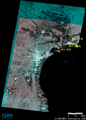 陸域観測技術衛星「だいち」(ALOS)搭載のLバンド合成開口レーダ(PALSAR；パルサー)カラー合成画像(赤:2011年4月2日観測入射角41.5度、緑・青:2011年3月16日観測入射角43.4度)より宮城県付近