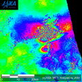 2011年3月12日(長野県・新潟県の県境震源)および2011年3月15日(静岡県東部震源)に発生した2つの地震に伴う地殻変動を検出するため、陸域観測技術衛星「だいち」(ALOS)搭載のLバンド合成開口レーダ(PALSAR；パルサー)により観測された地震前(2011年2月24日)と地震後(2011年4月11日)の画像を使用して作成した差分干渉処理画像