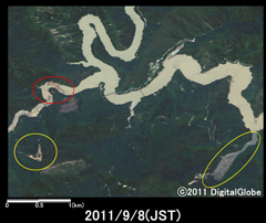 中央図: 災害後2011年9月8日観測(WorldView-2)