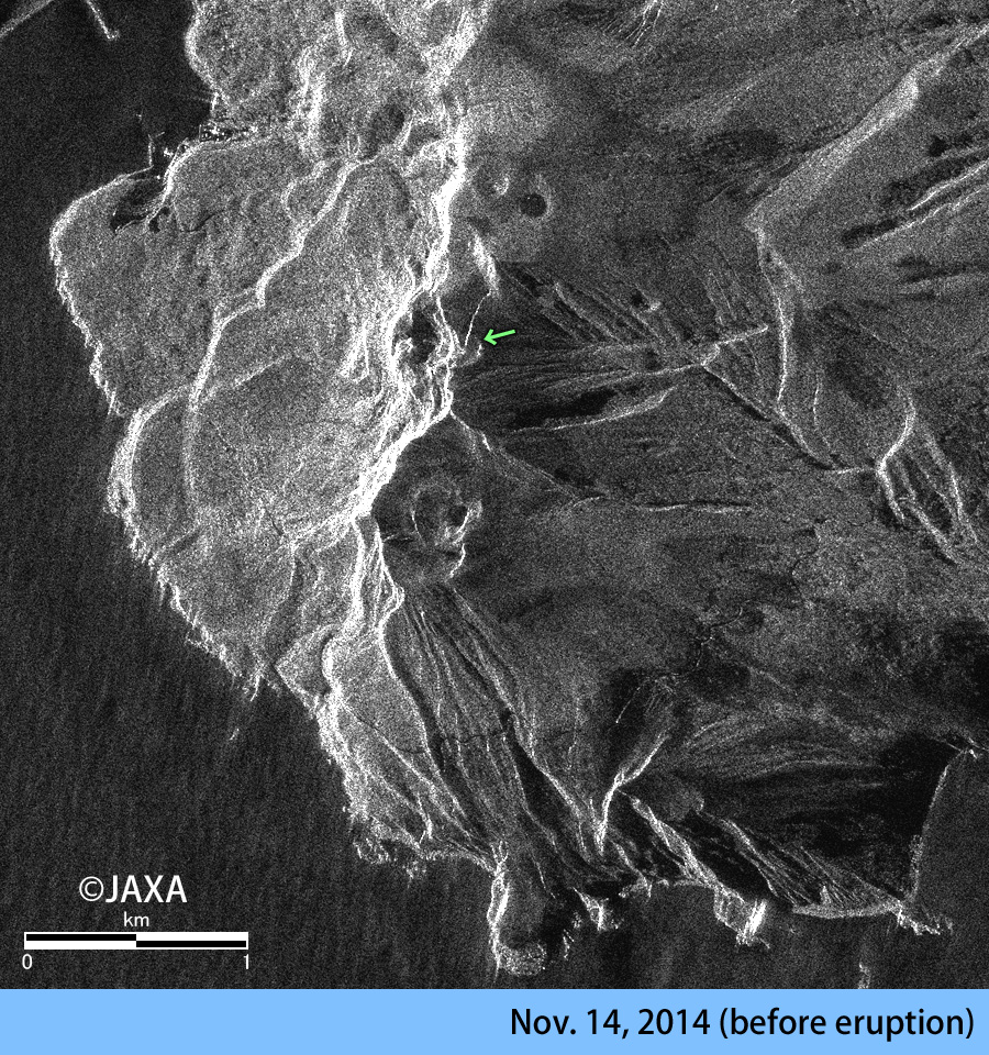 図3：口永良部島の噴火前後のPALSAR-2画像の比較