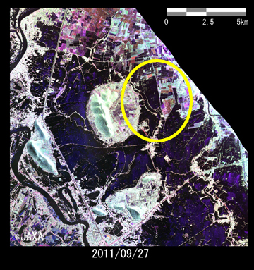  図5: Pi-SAR-Lによるチャイナート県洪水画像比較