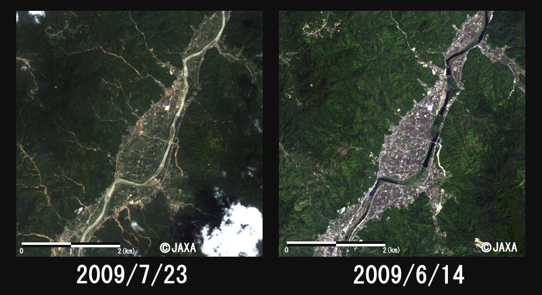 図3:陸域観測技術衛星「だいち」(ALOS)搭載の高性能可視近赤外放射計2型(アブニール・ツー)により観測された防府市真尾地区付近の拡大図、左：災害後(2009年7月23日観測)、右：災害前(2009年6月14日観測)、それぞれ約5km四方