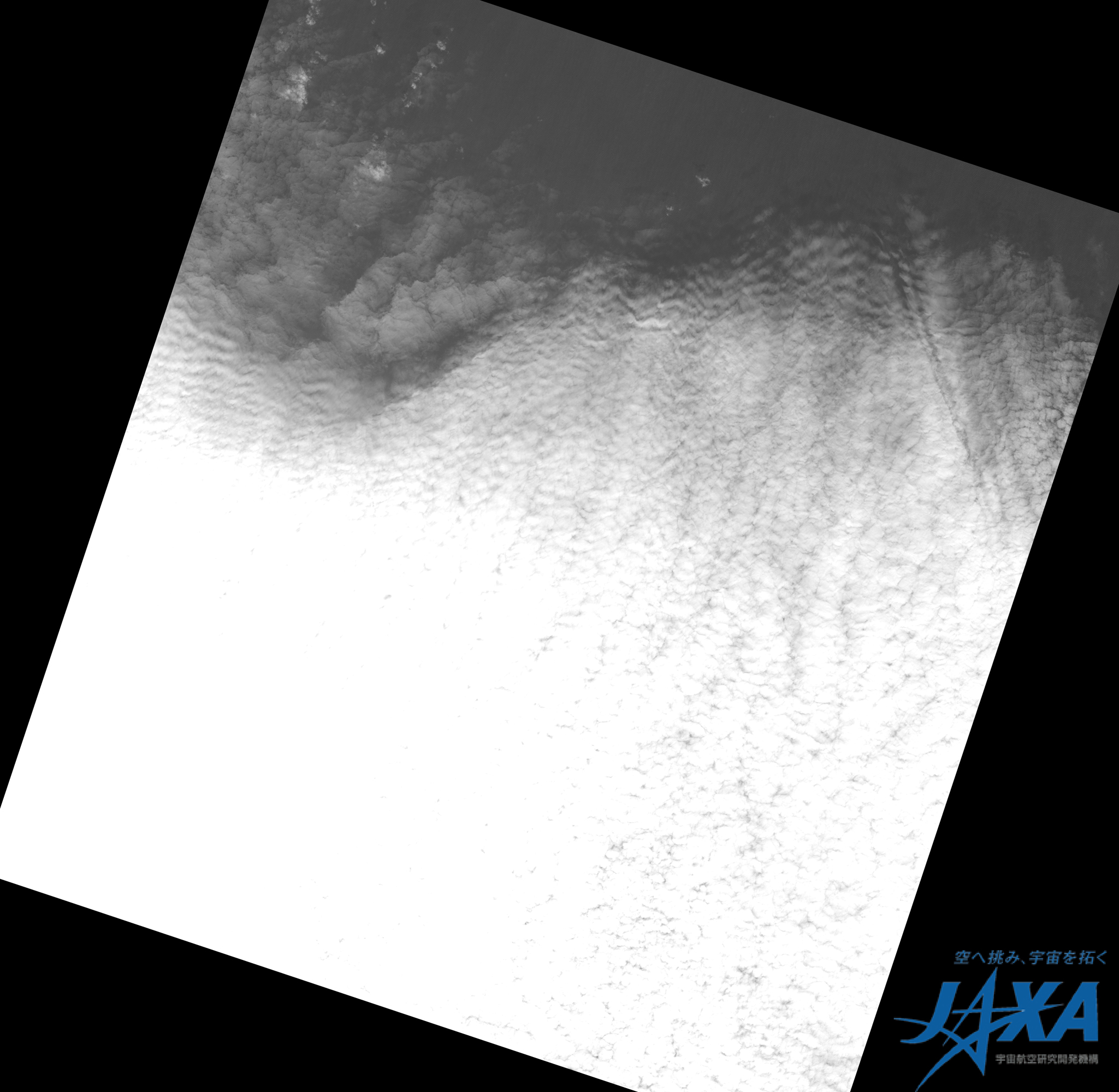 図1:陸域観測技術衛星「だいち」搭載センサ、パンクロマチック立体視センサ(プリズム)の最終画像(アラスカ南東部海上、取得日時：2011年4月22日5時21分頃(日本時間))
