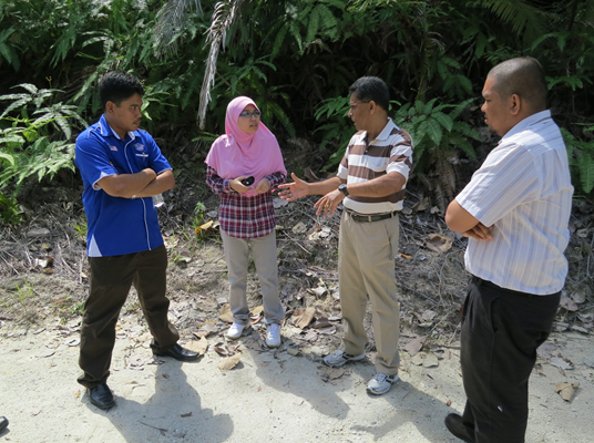 Visiting study site in Kg. Jasa, Perlop and Perlop, Perak  organized by FELCRA