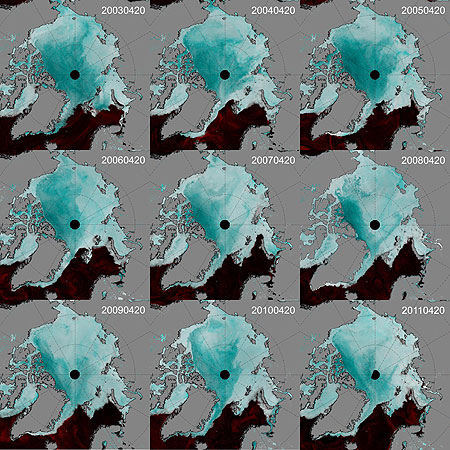 最近9年間（2003-2011年）の4月20日に観測された北極海の海氷分布